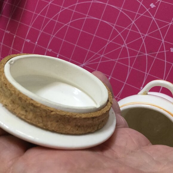 Vintage Instant Coffee canister 8" tall to the top the lid the jar has crazing - Picture 3 of 7